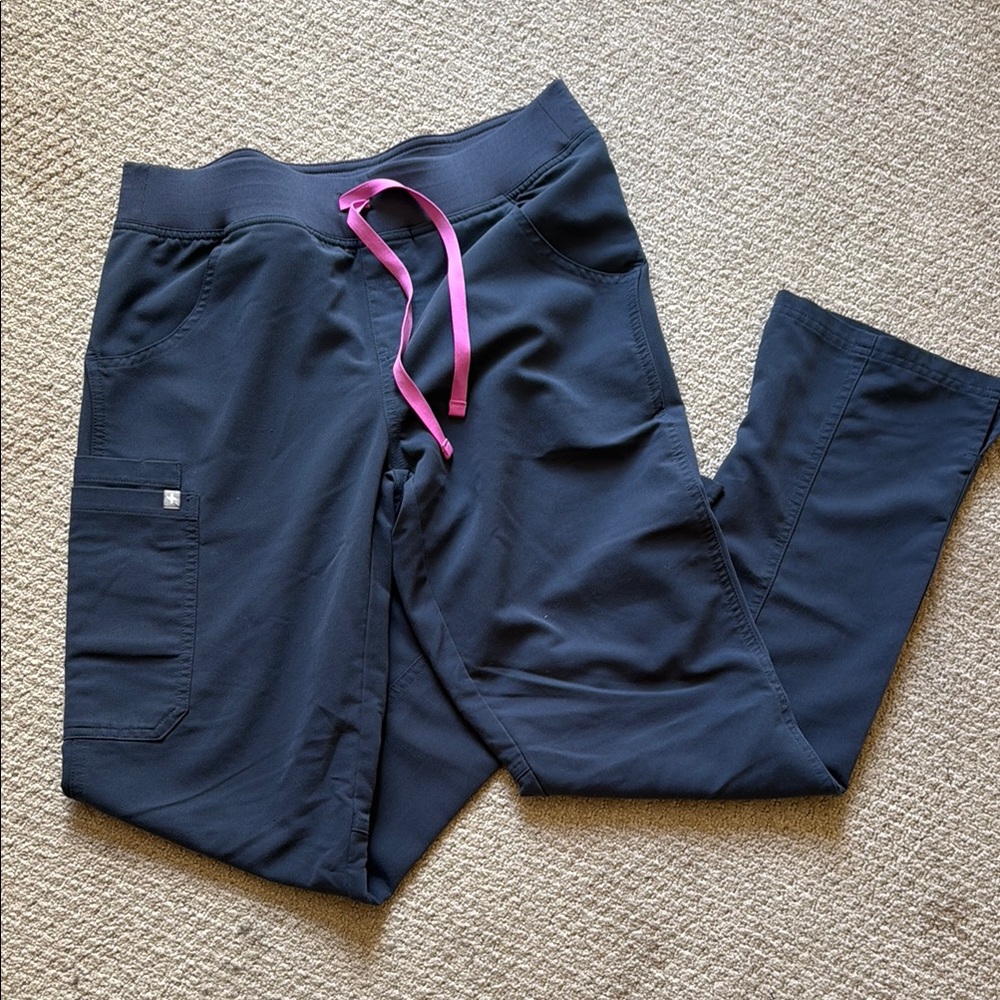Figs kade scrub pants. Size small